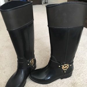 Women’s size 6 Michael Kors Boots